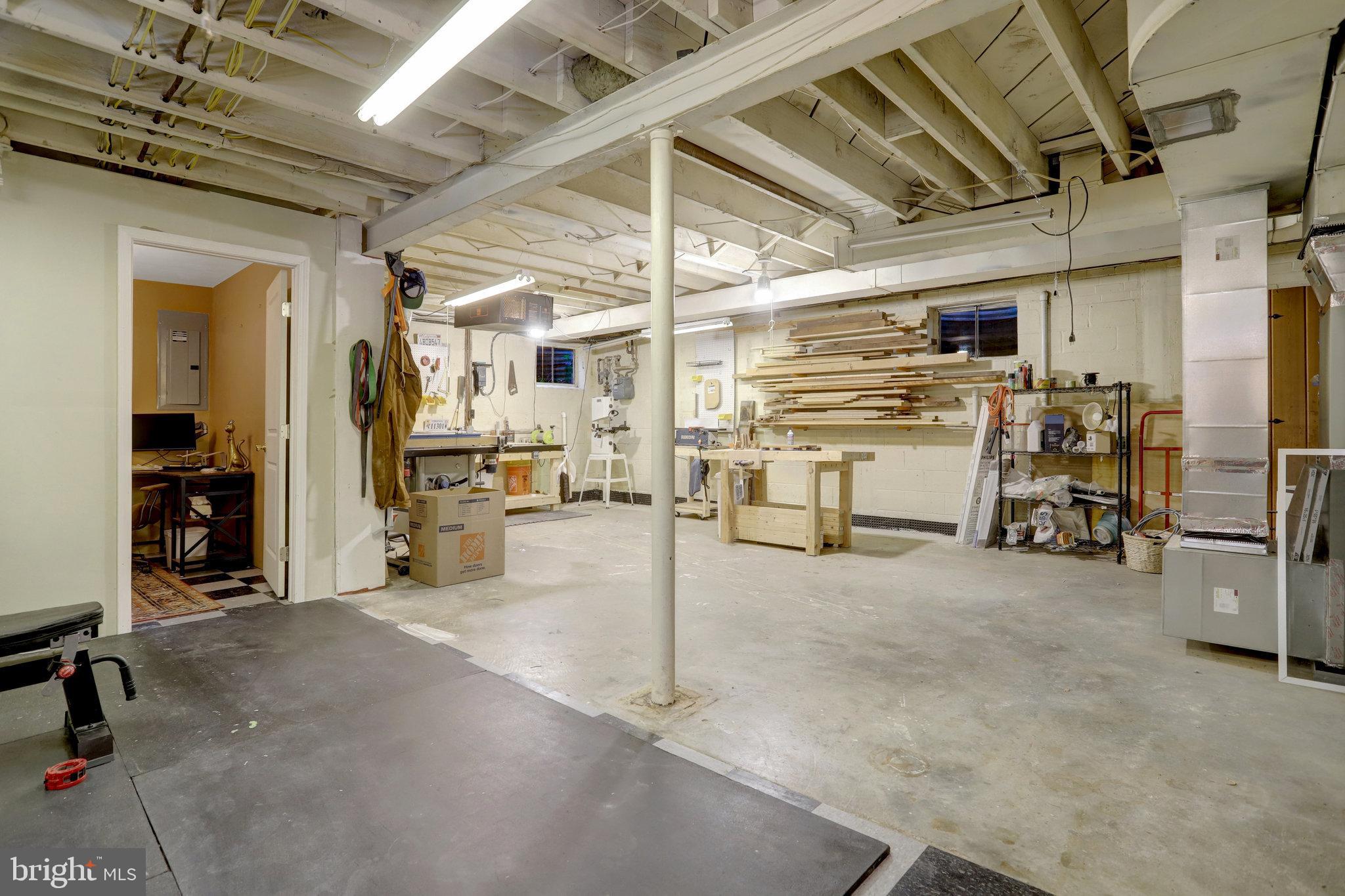 ENGLANDBORO - Residential