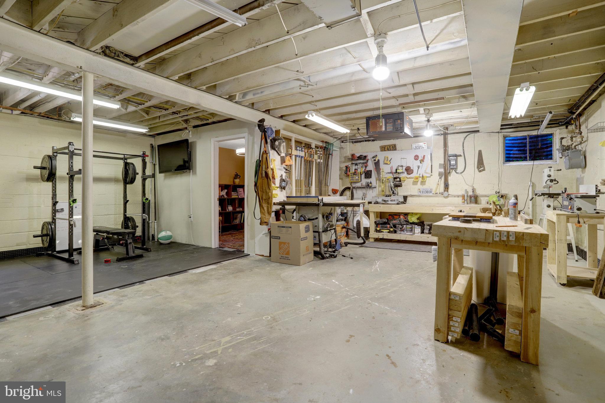 ENGLANDBORO - Residential