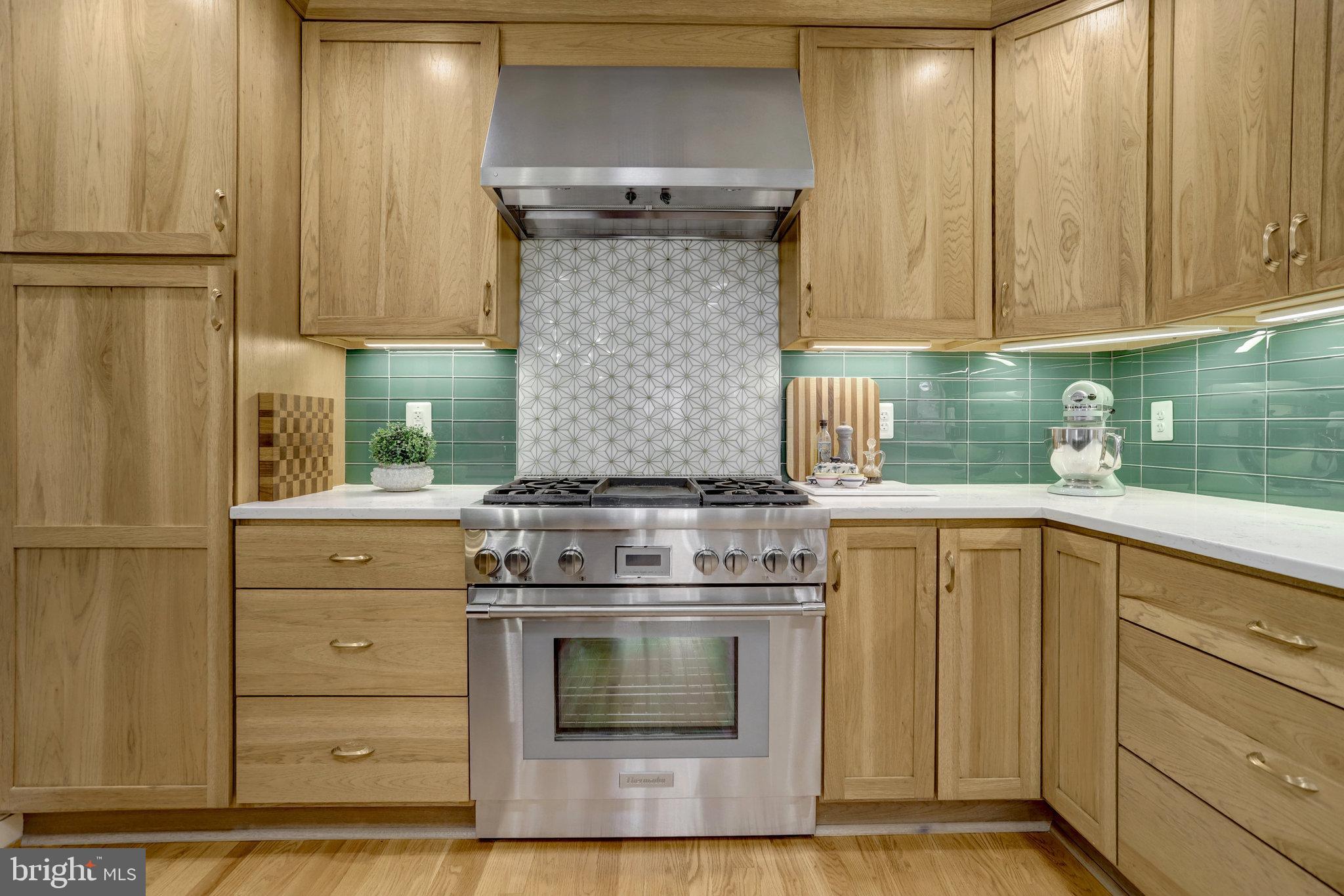 ENGLANDBORO - Residential