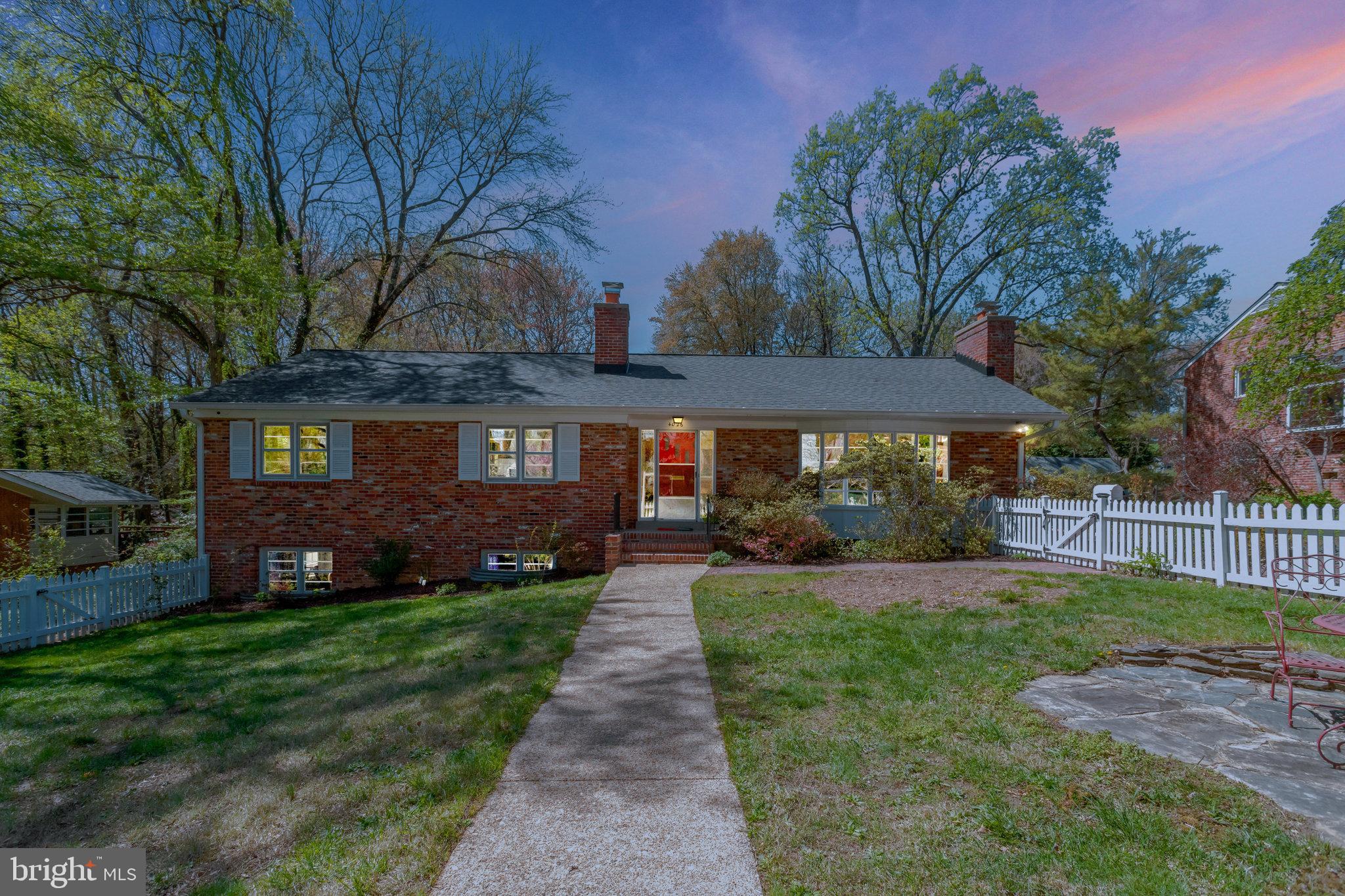 ENGLANDBORO - Residential