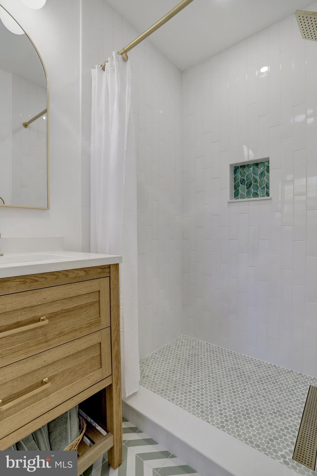 ENGLANDBORO - Residential