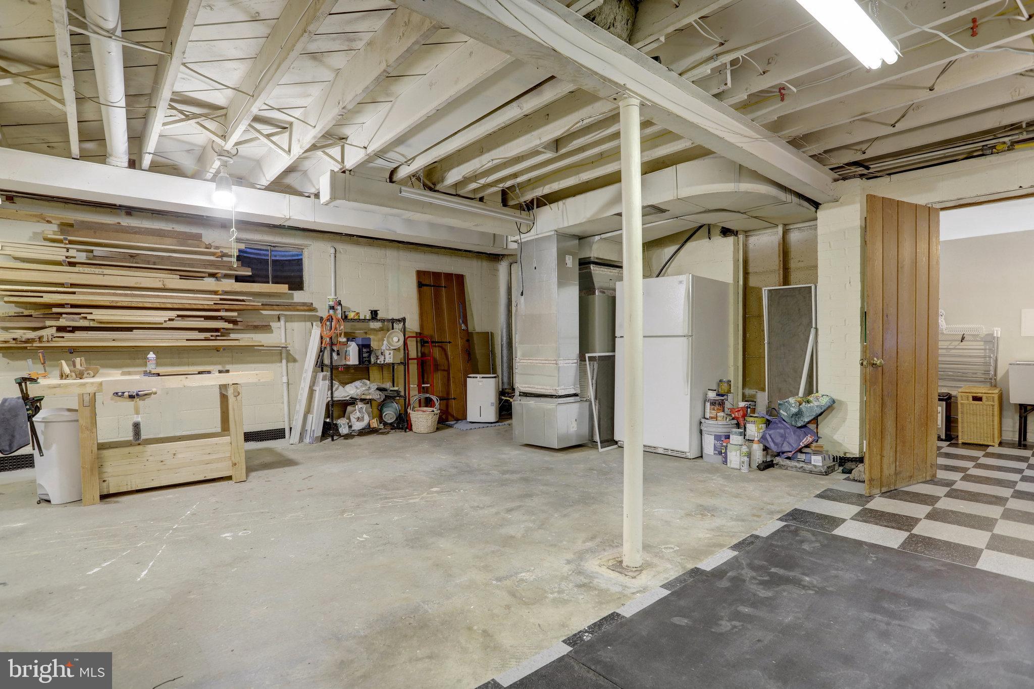 ENGLANDBORO - Residential