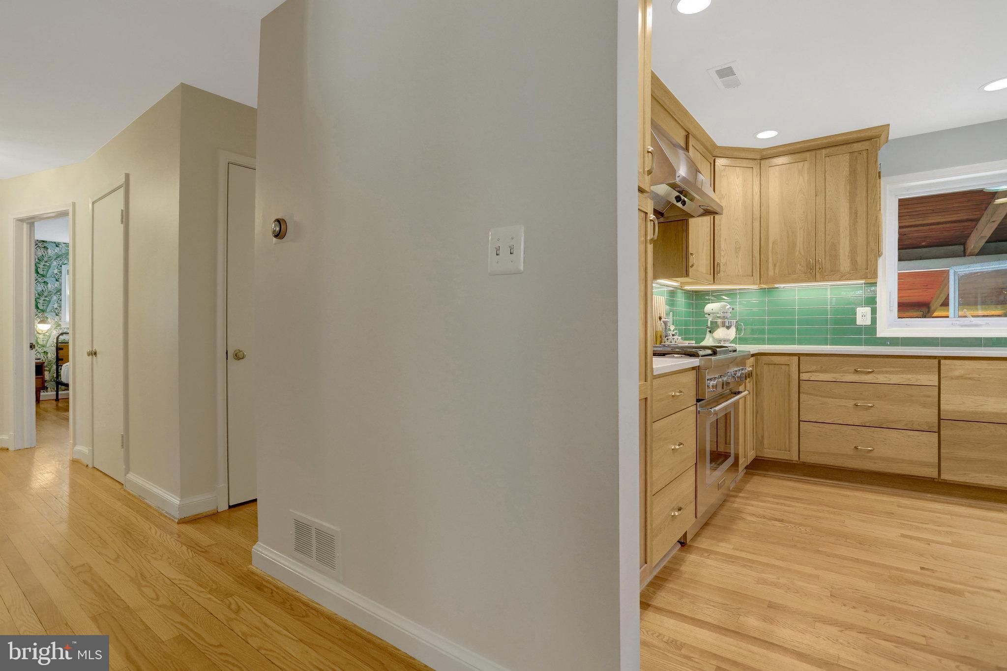 ENGLANDBORO - Residential