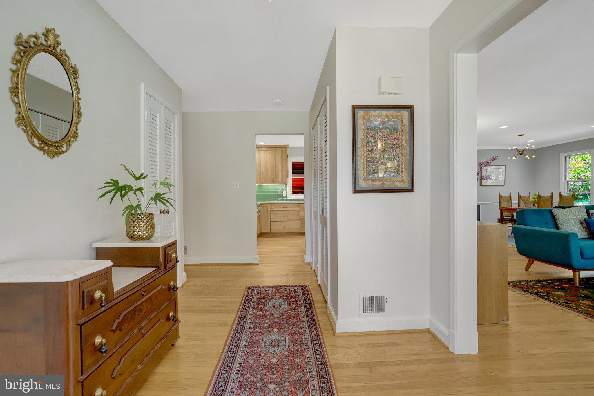 ENGLANDBORO - Residential