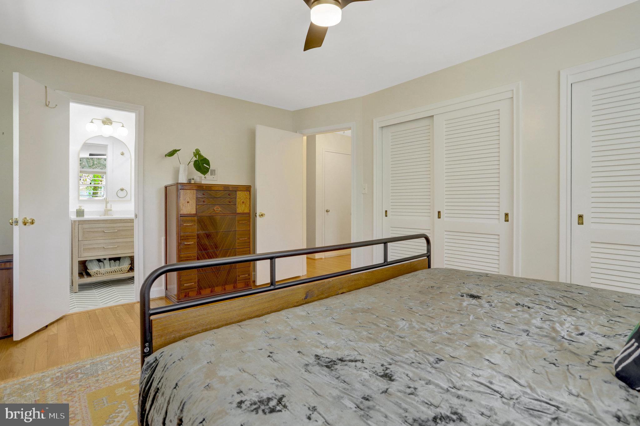 ENGLANDBORO - Residential