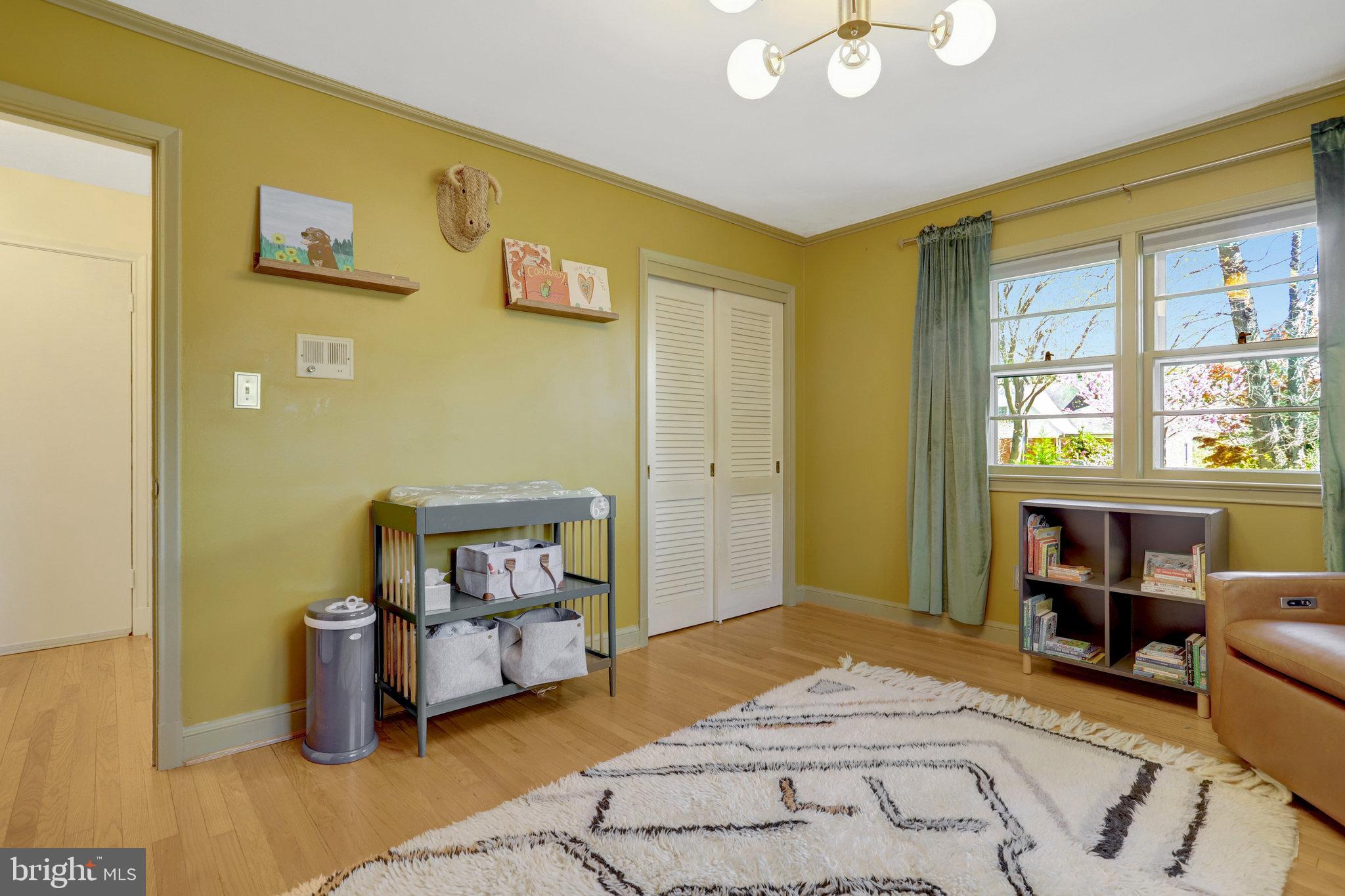 ENGLANDBORO - Residential