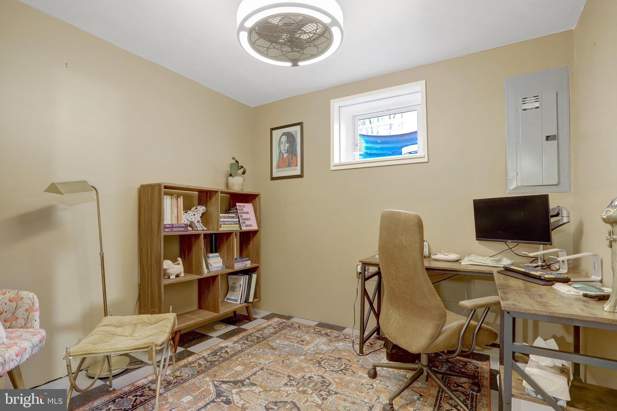 ENGLANDBORO - Residential