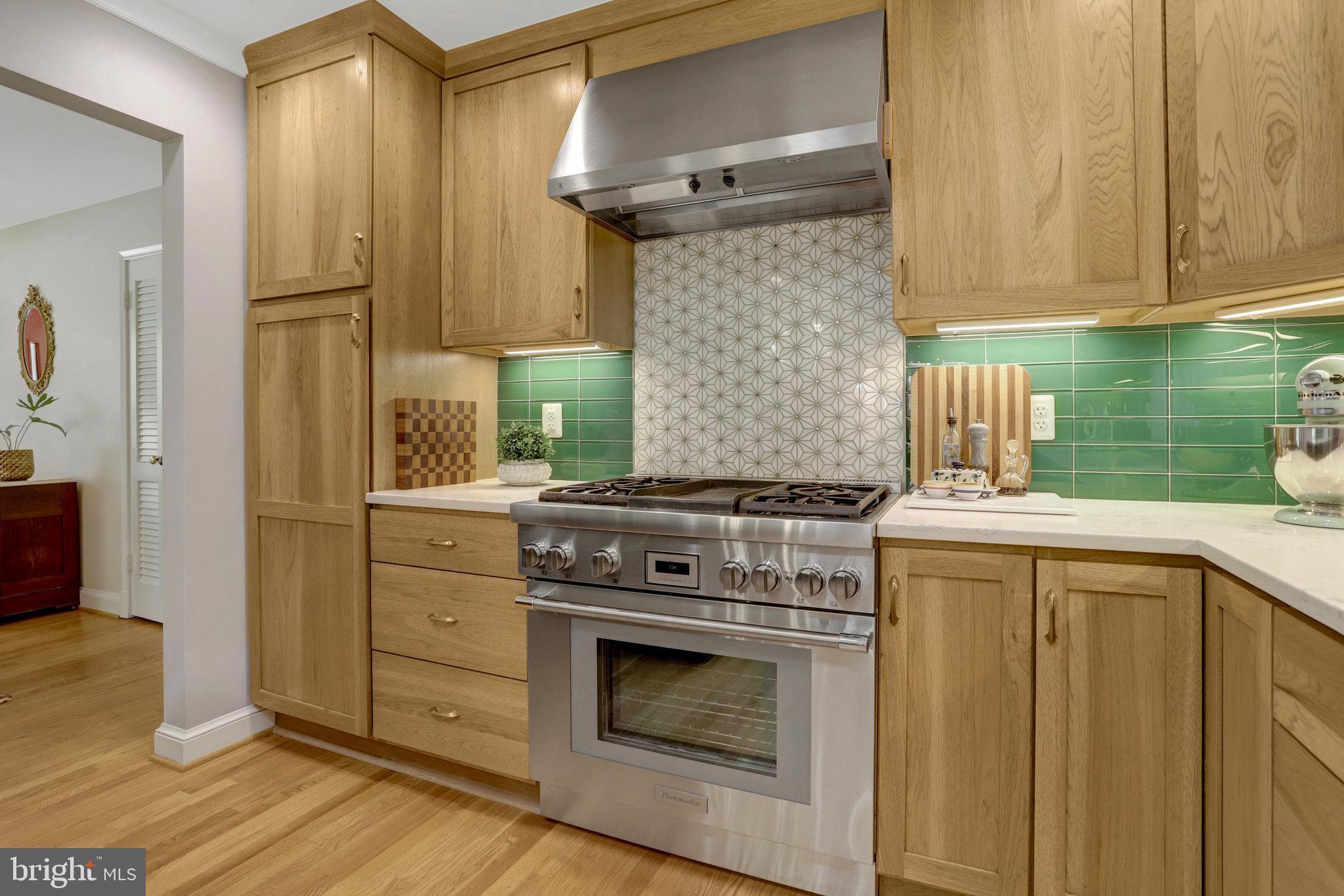 ENGLANDBORO - Residential