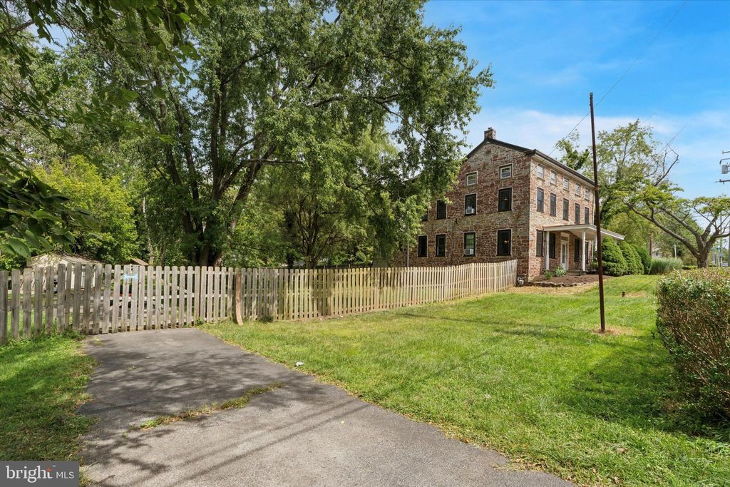 Photo of 11 N Grange Avenue, COLLEGEVILLE, PA 19426 (MLS # PAMC2159618)