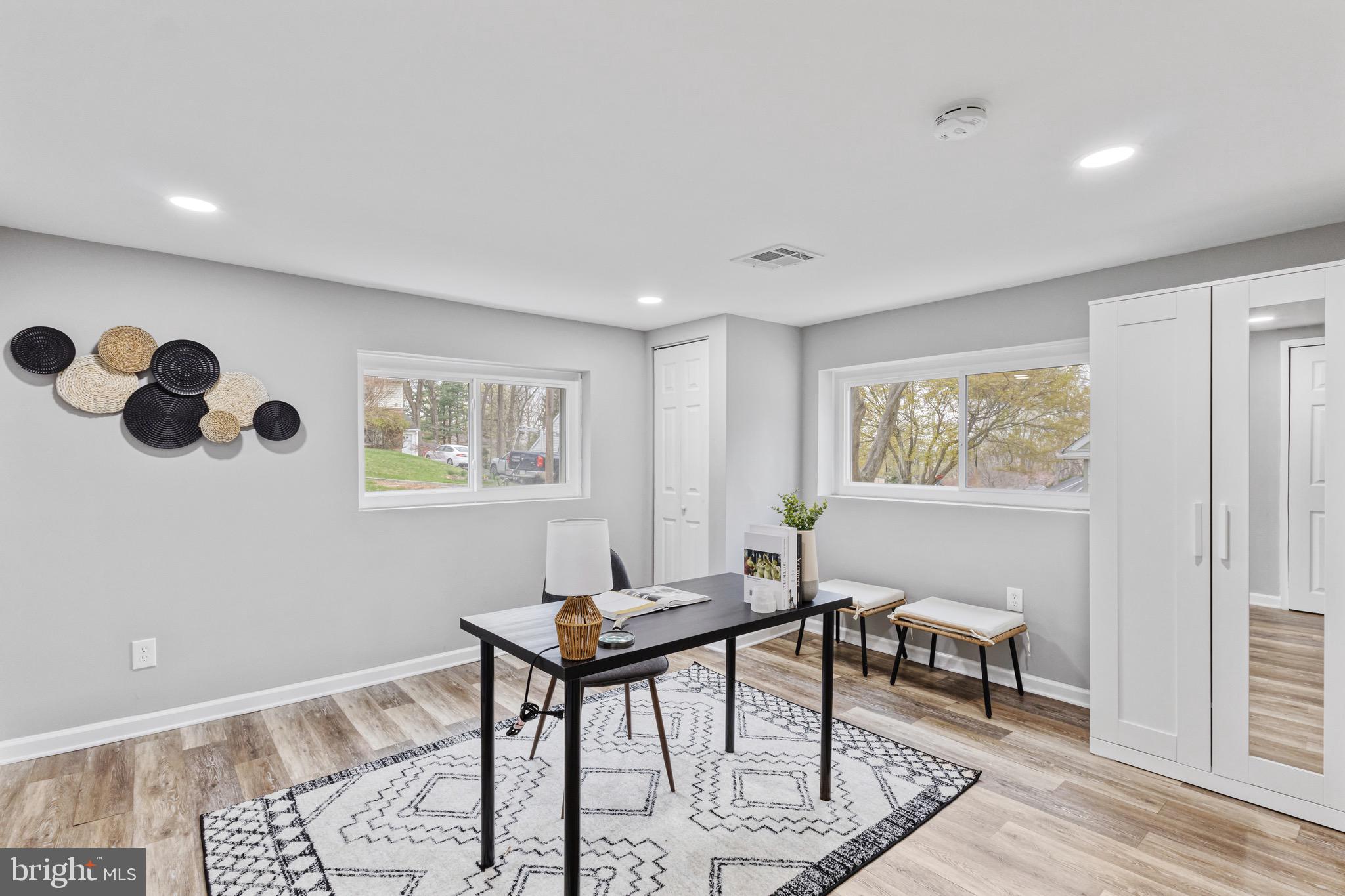 RONNIE PARK - Residential