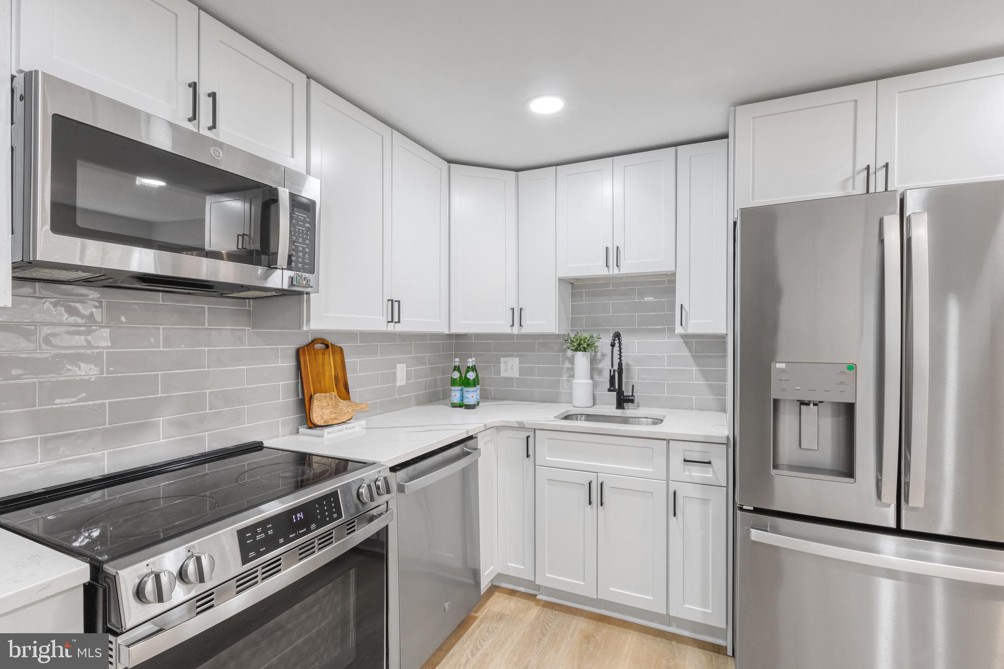 RONNIE PARK - Residential