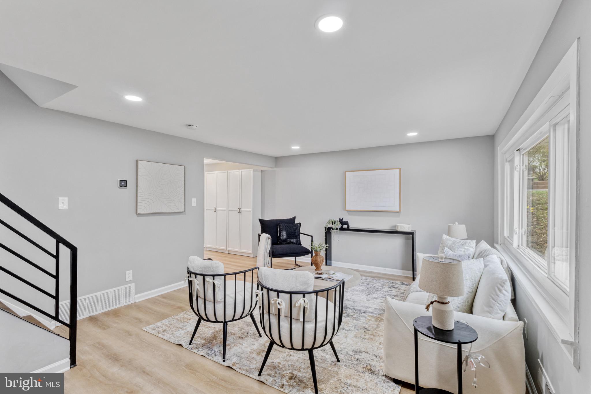 RONNIE PARK - Residential