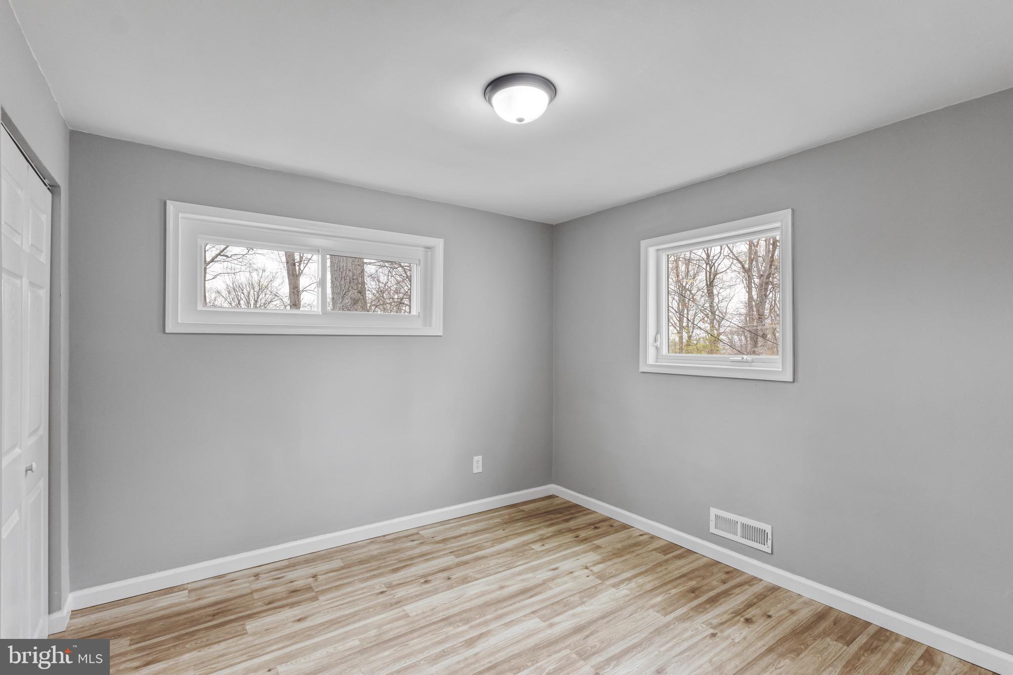 RONNIE PARK - Residential