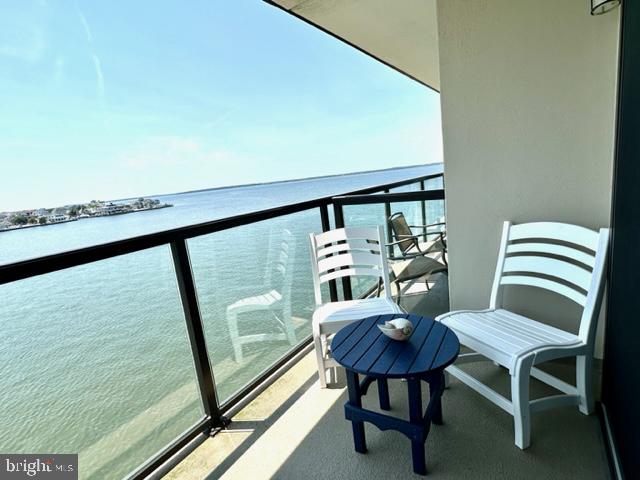 CAINE HARBOR MILE - Residential