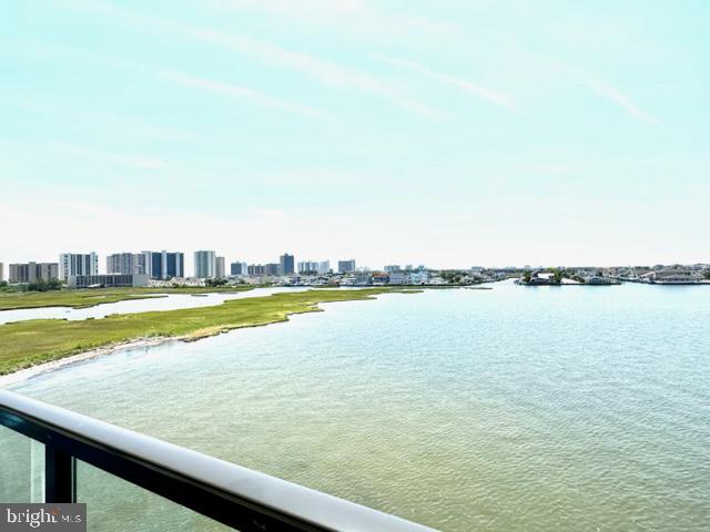 CAINE HARBOR MILE - Residential