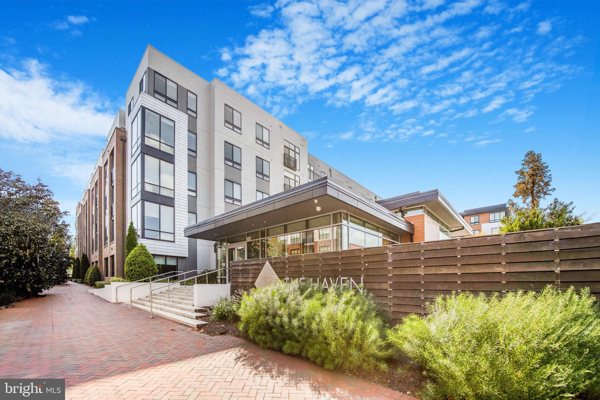 NATIONAL HARBOR - Residential