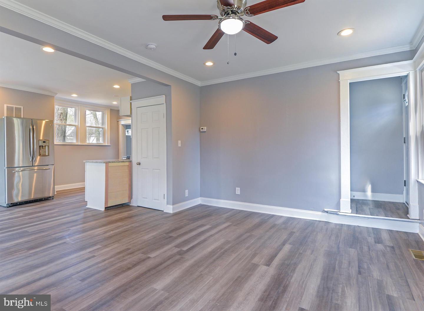 HOWARD PARK - Residential Lease