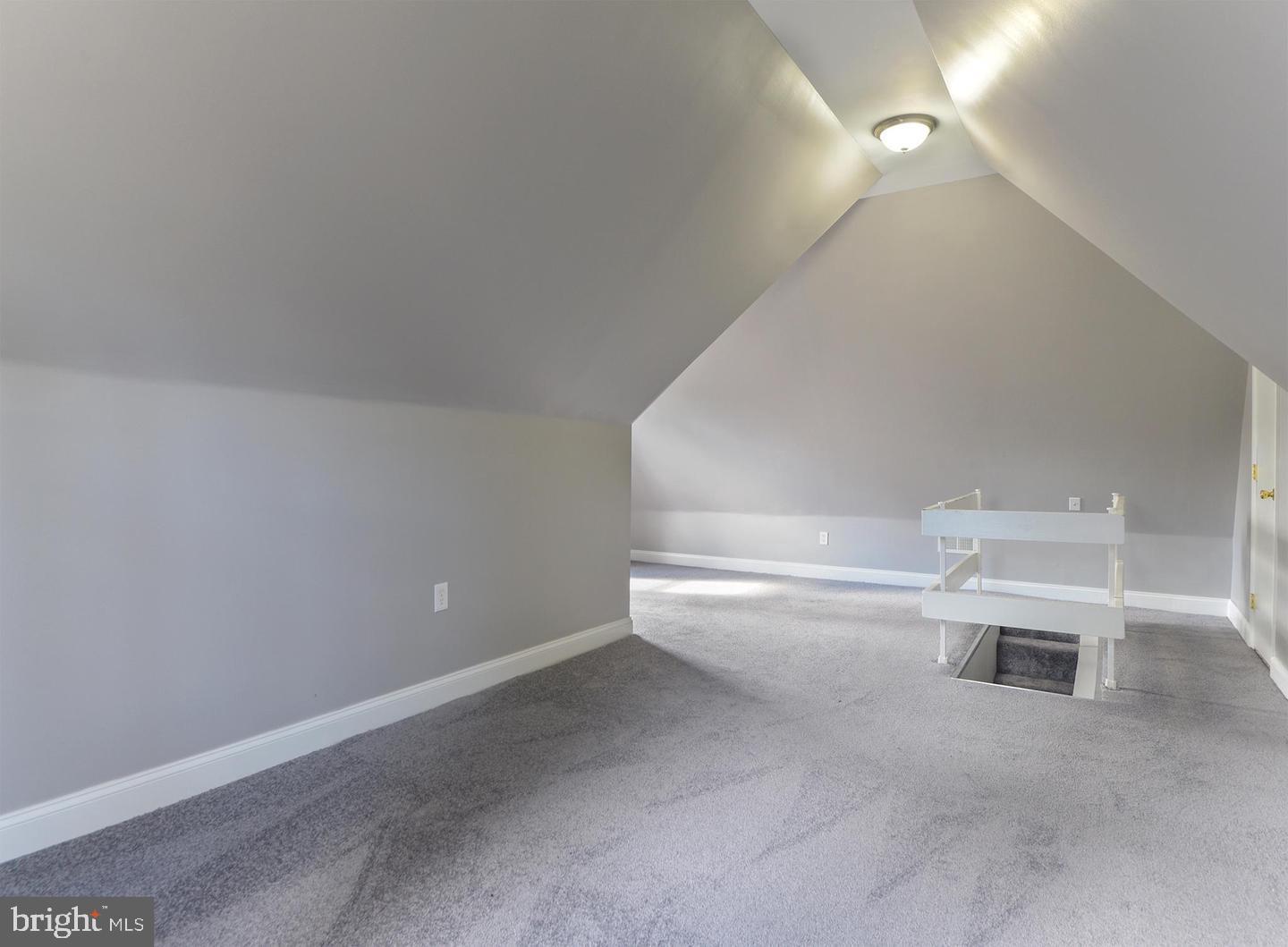 HOWARD PARK - Residential Lease