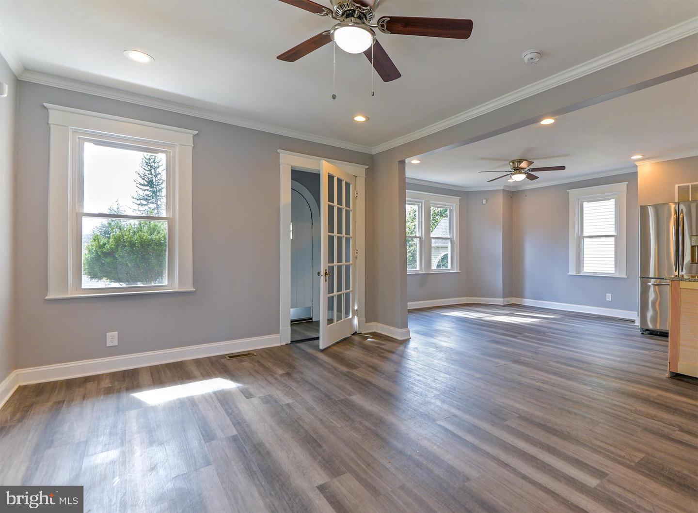 HOWARD PARK - Residential Lease