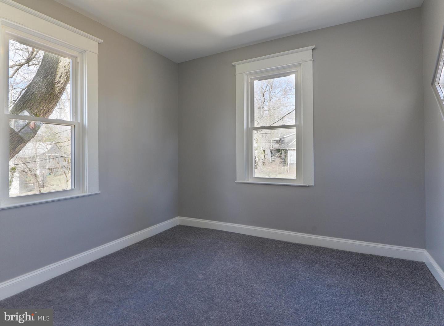 HOWARD PARK - Residential Lease