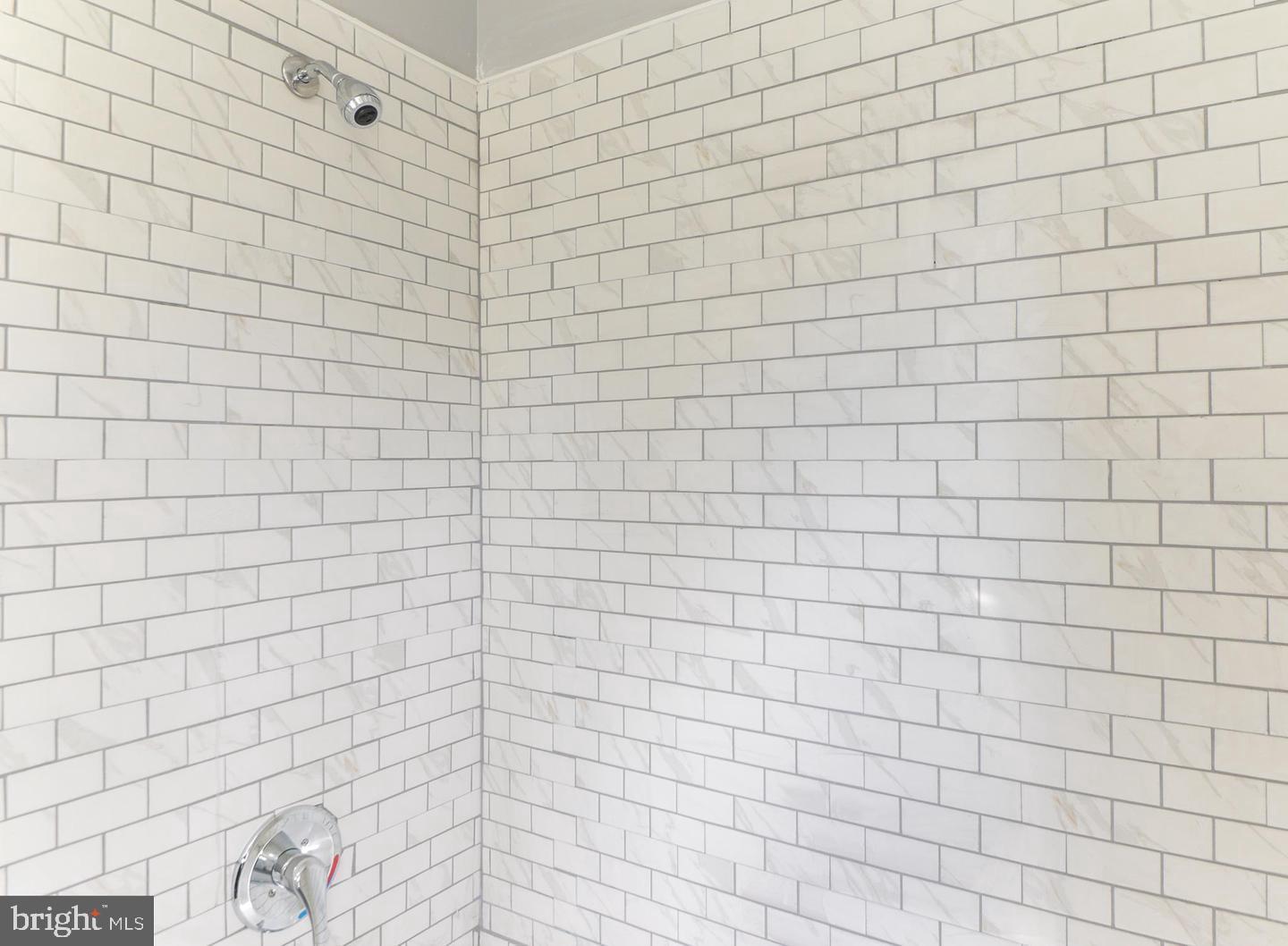 HOWARD PARK - Residential Lease