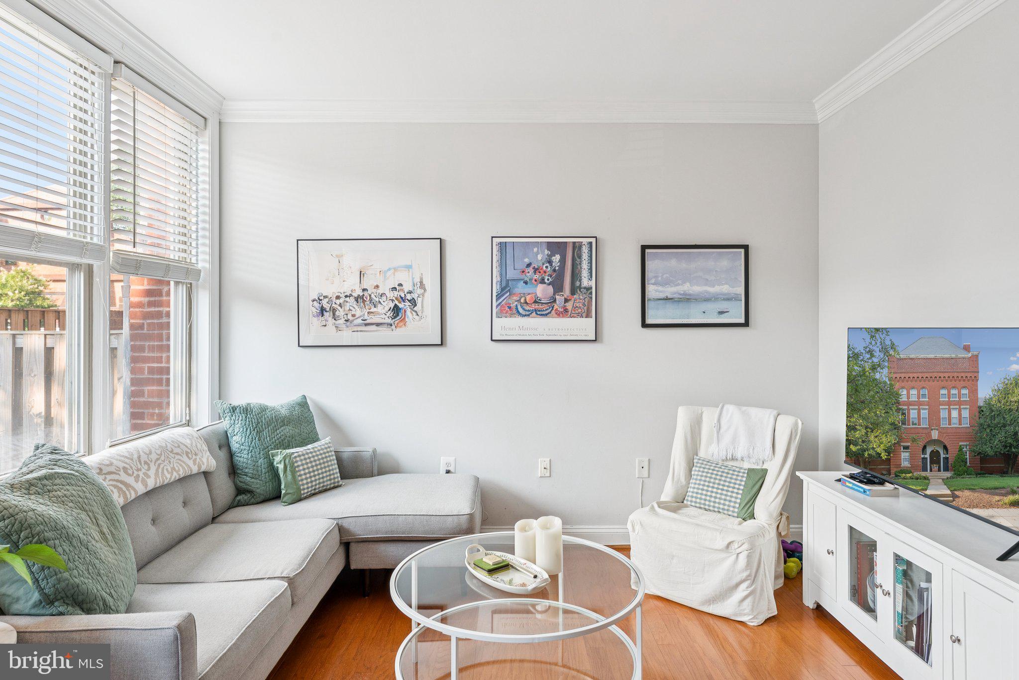 18 15TH STREET NE 18