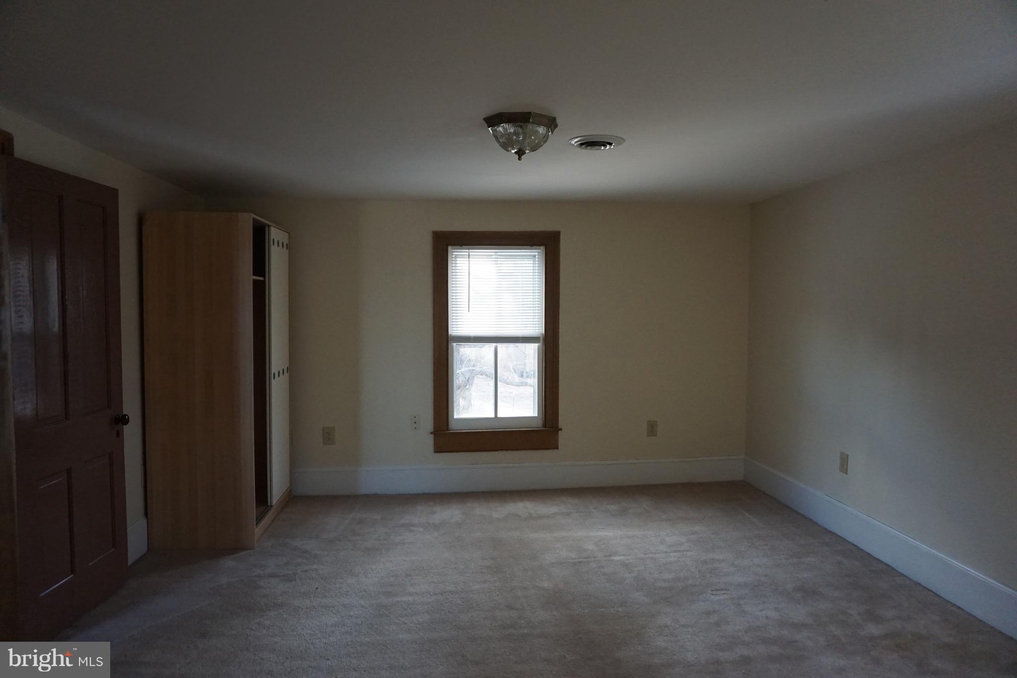 HARTWOOD - Residential Lease