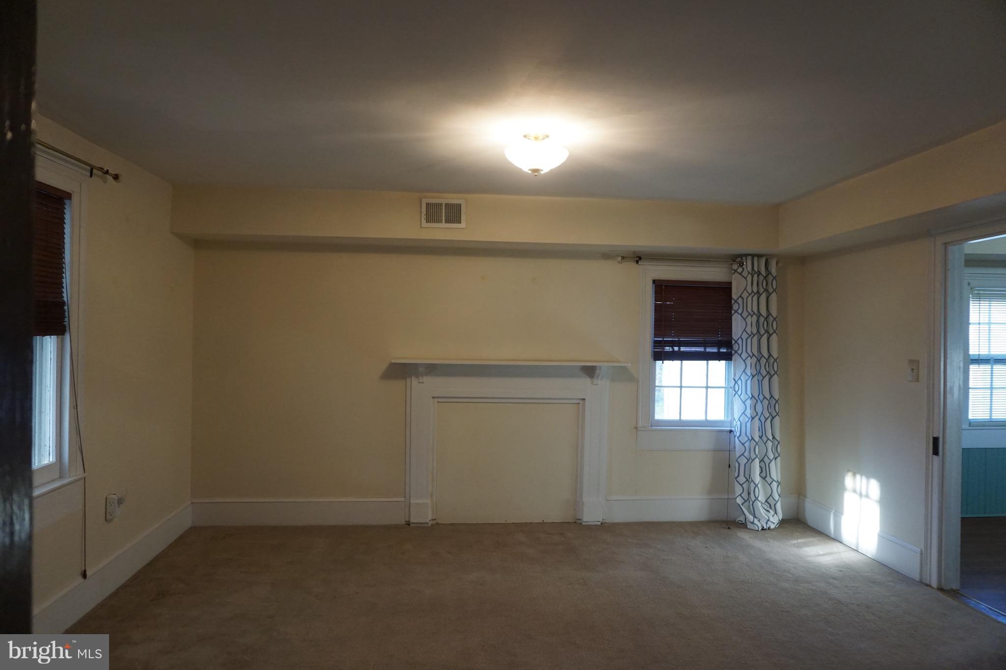 HARTWOOD - Residential Lease