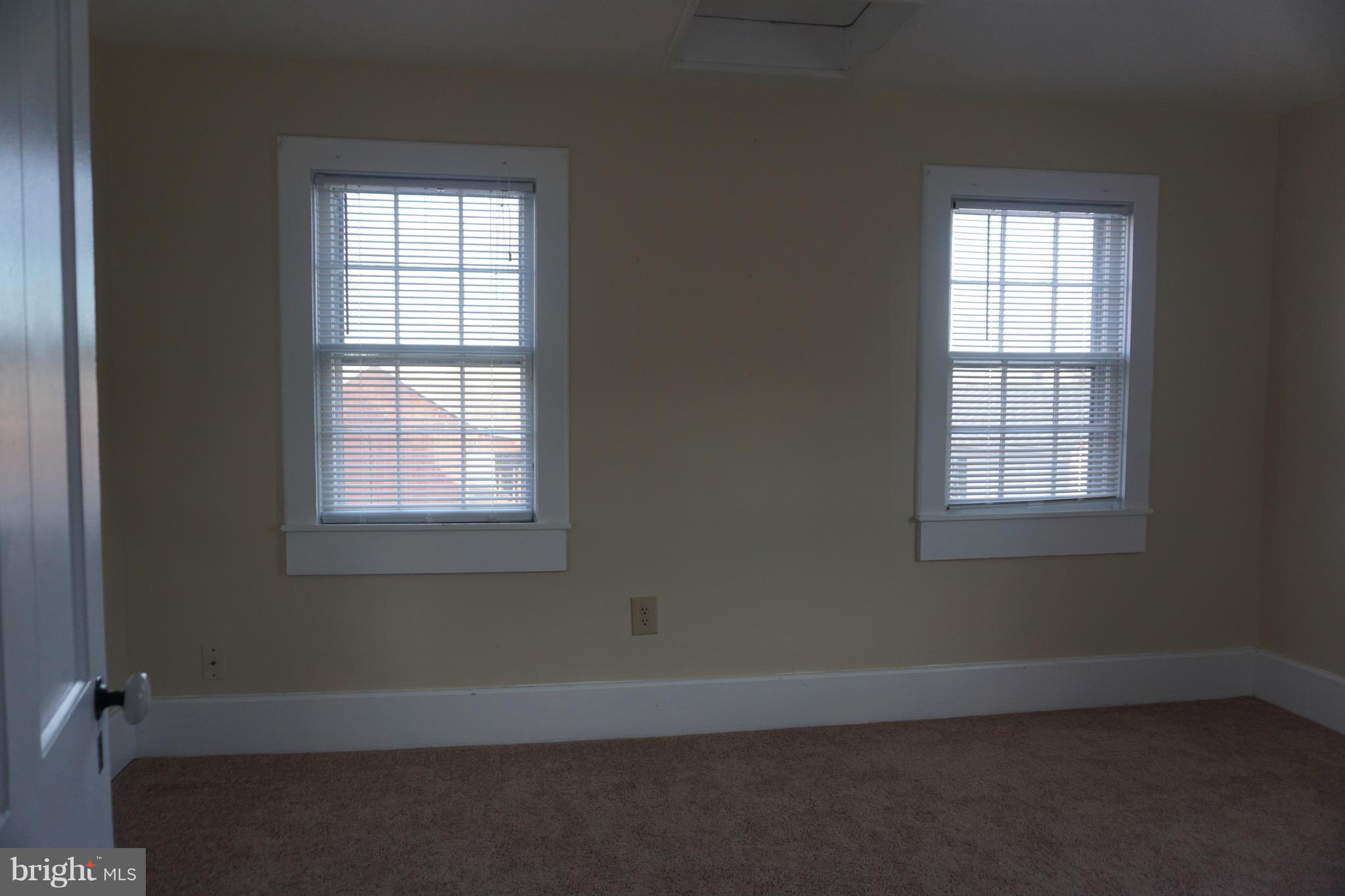 HARTWOOD - Residential Lease