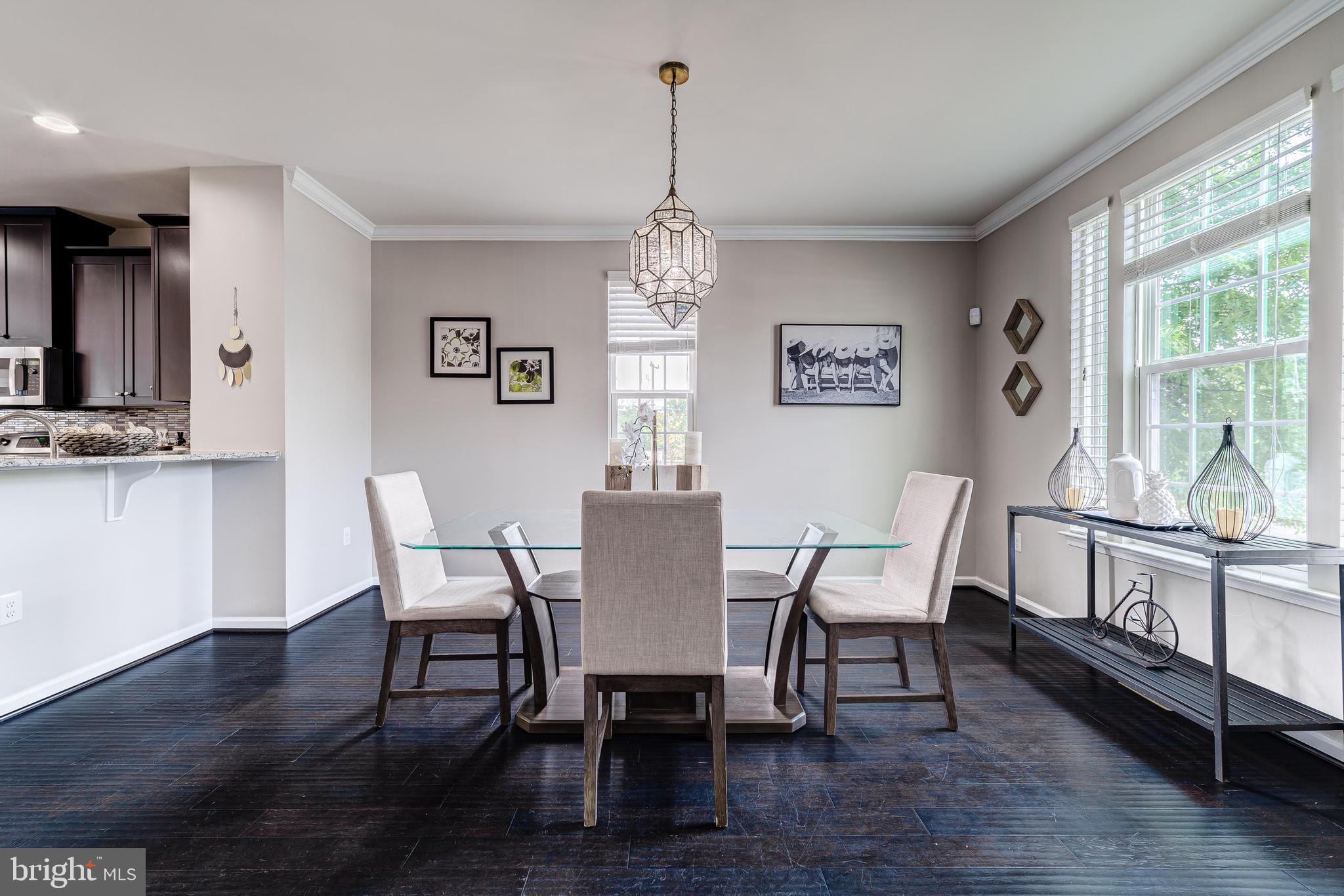 VANTAGE POINT SOUTH - Residential