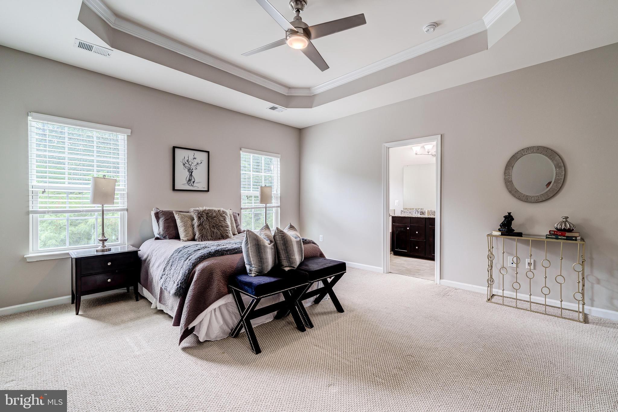 VANTAGE POINT SOUTH - Residential