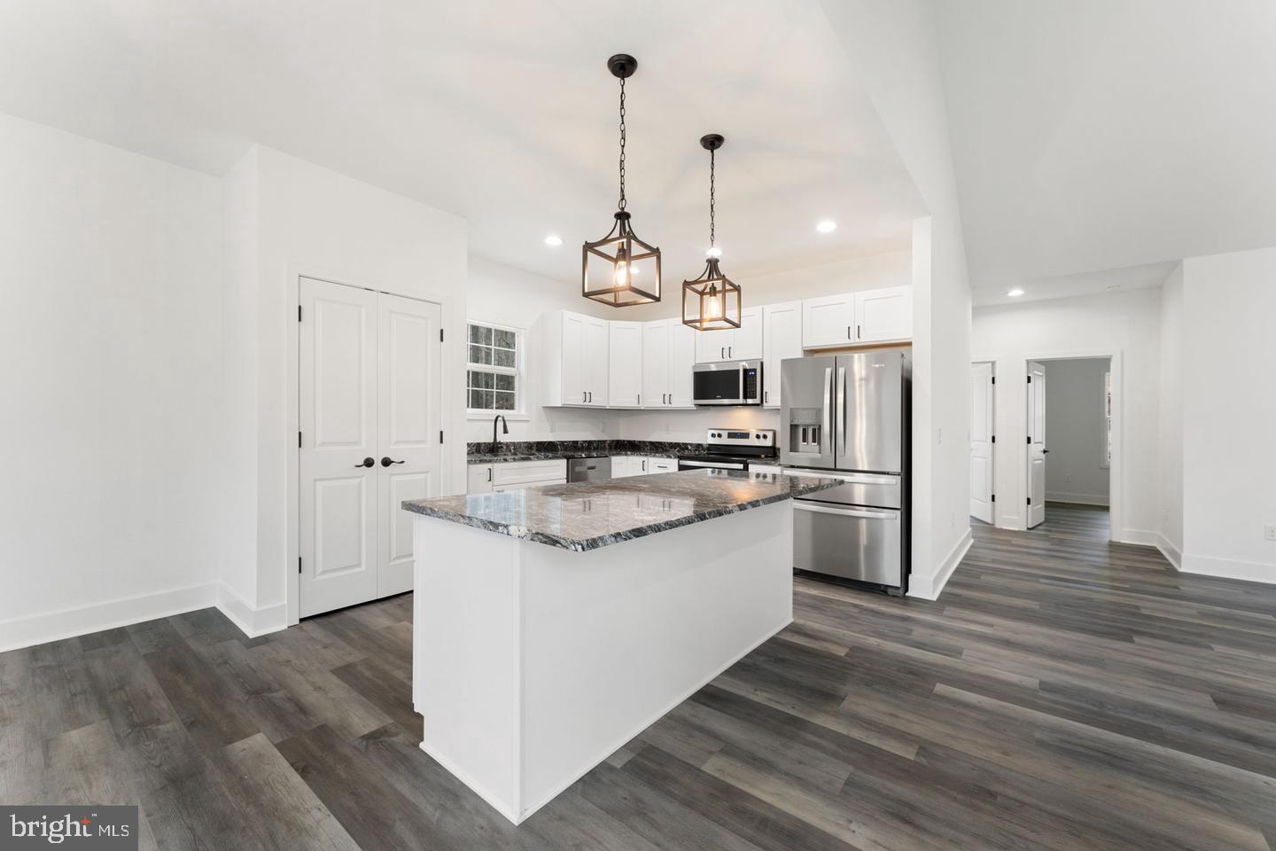 RIXEYVILLE LAKES - Residential