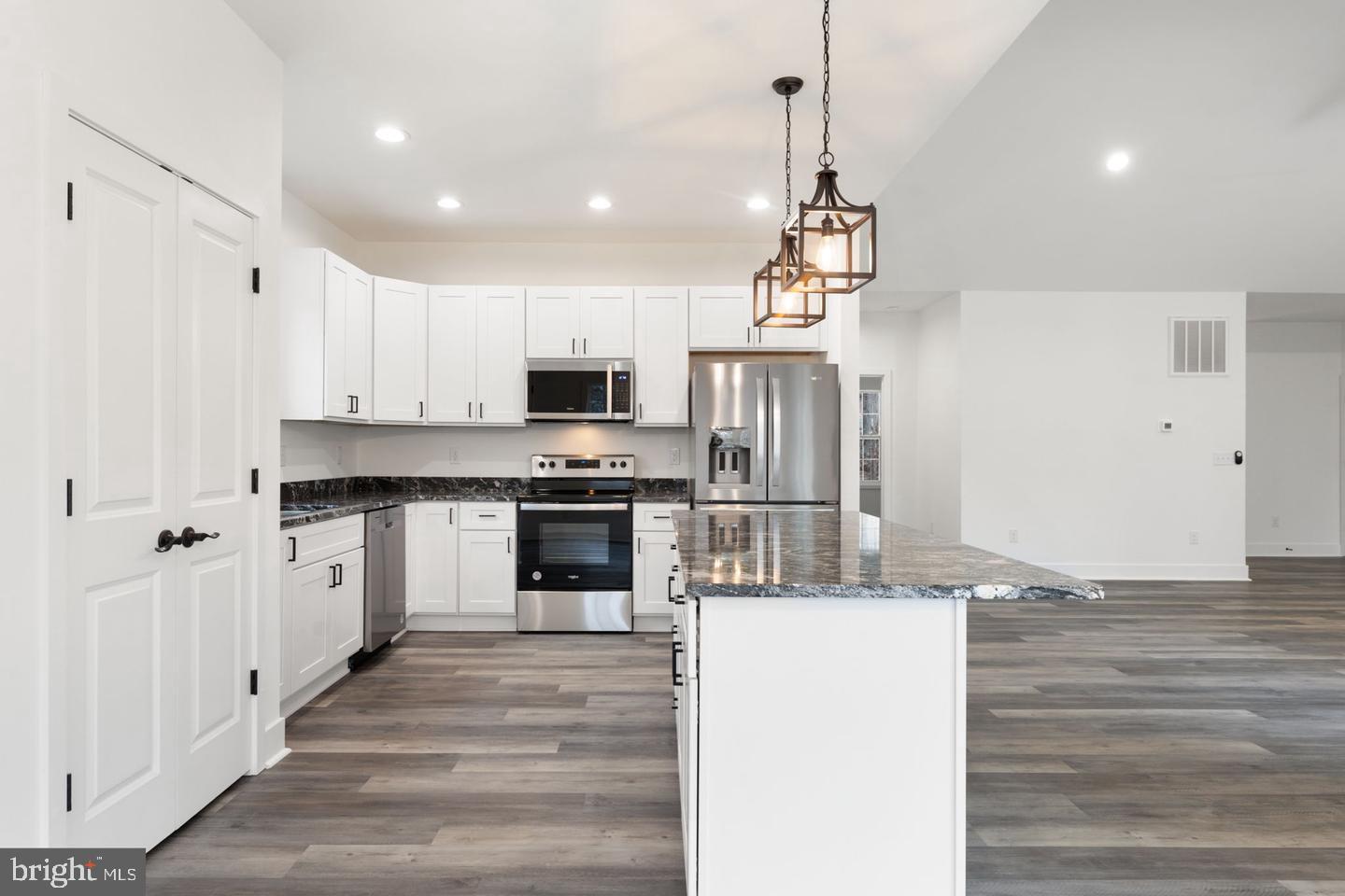 RIXEYVILLE LAKES - Residential