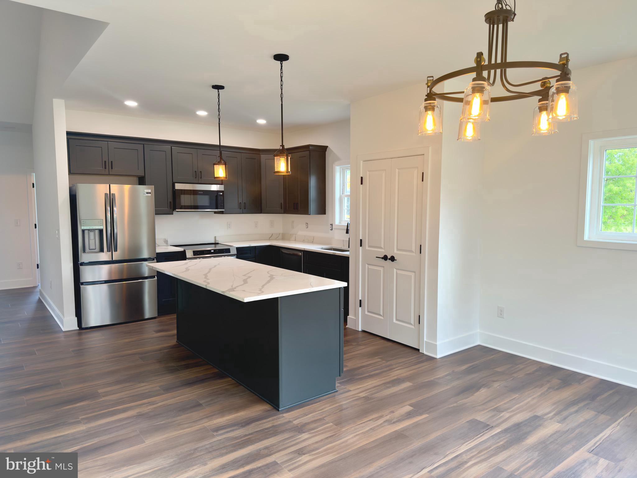 RIXEYVILLE LAKES - Residential