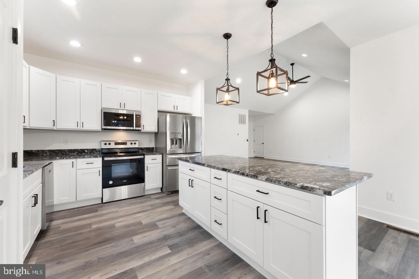 RIXEYVILLE LAKES - Residential