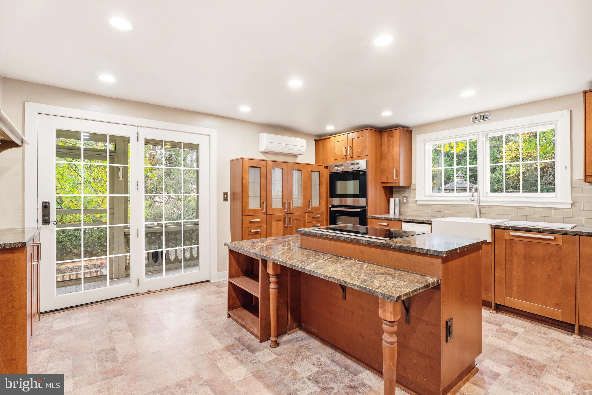 HISTORIC LUTHERVILLE - Residential