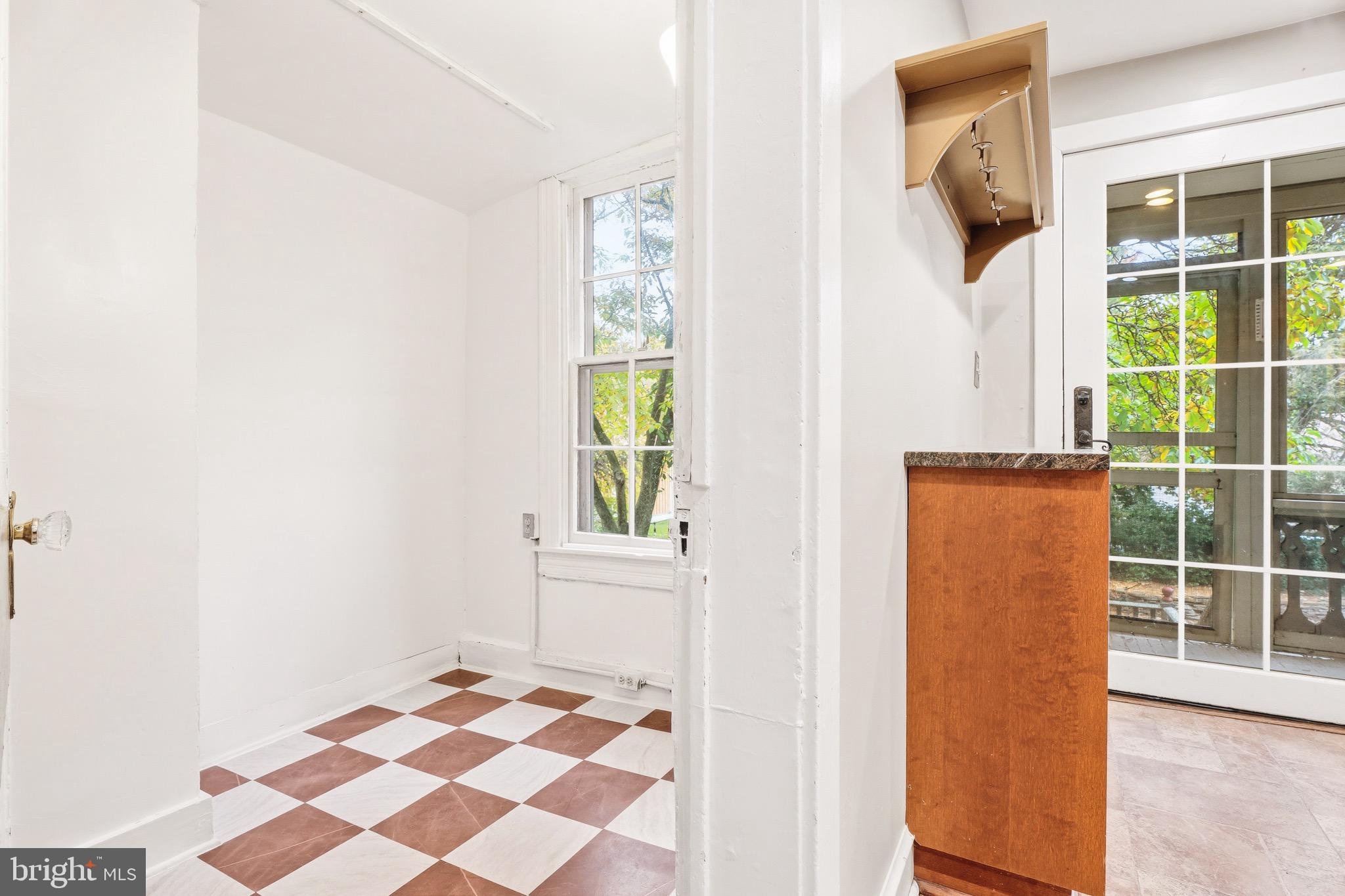 HISTORIC LUTHERVILLE - Residential