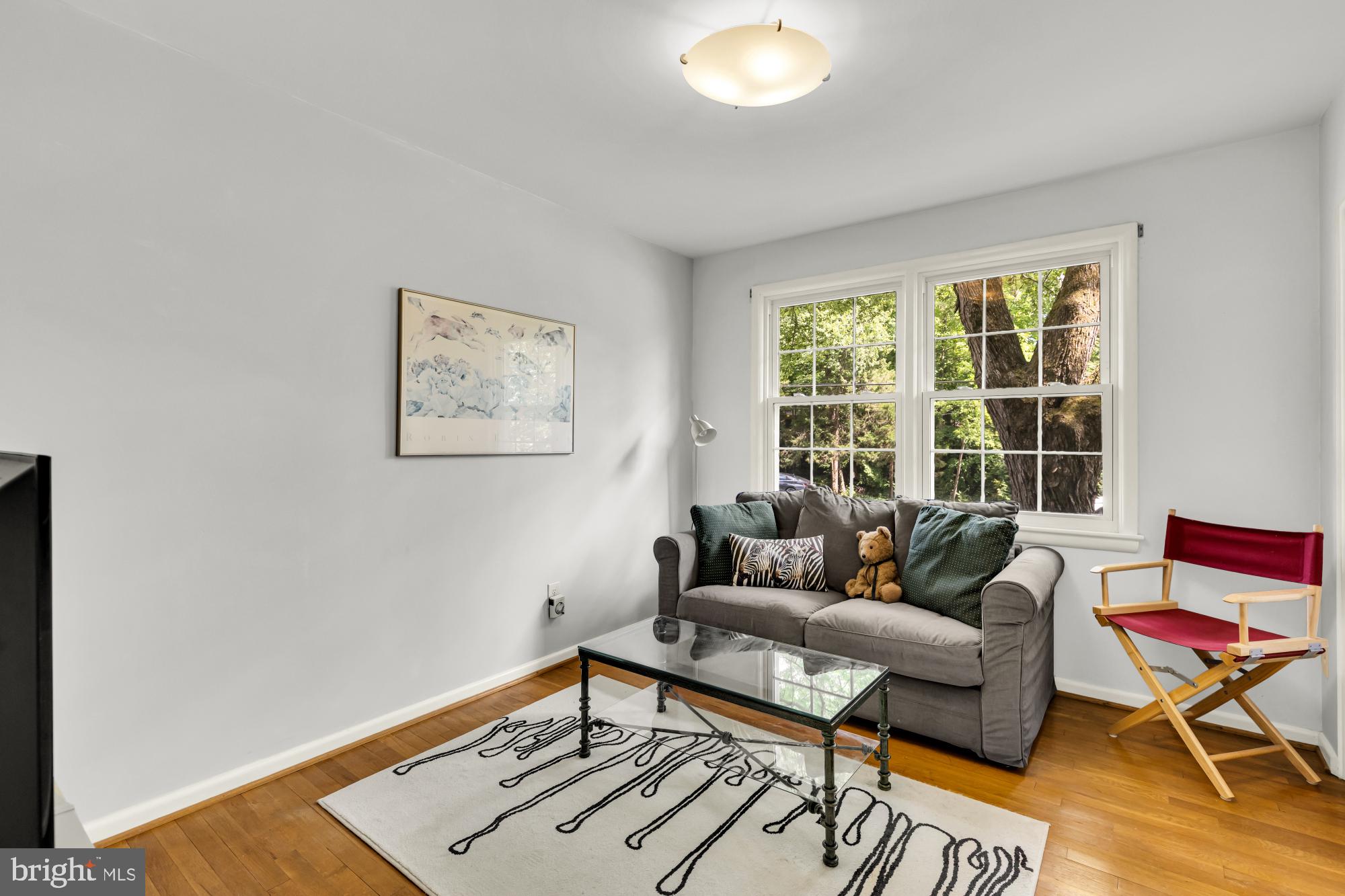 LAKE BARCROFT - Residential