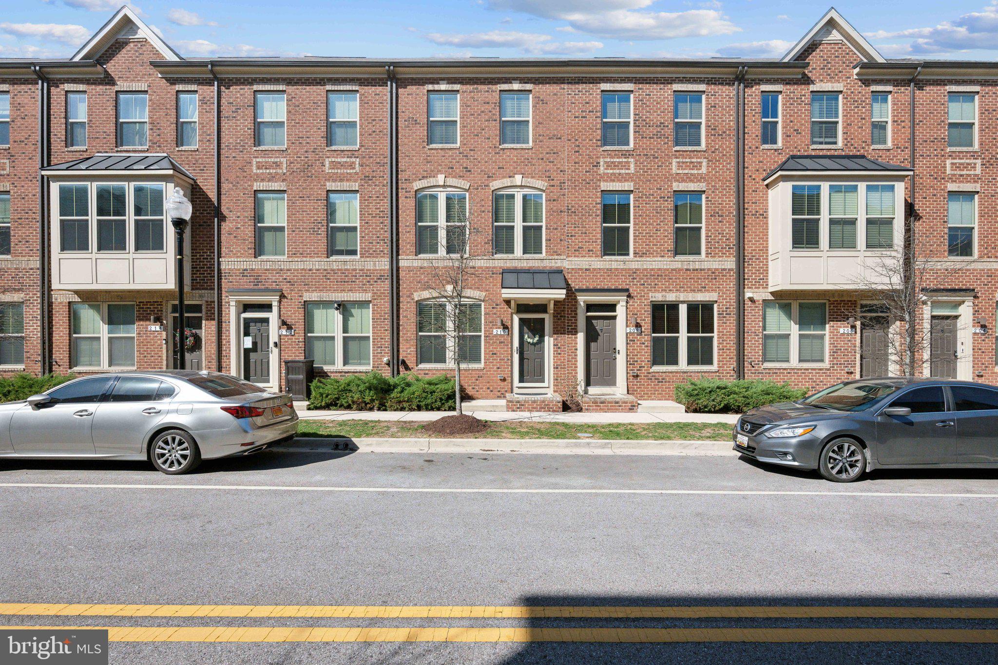 OLDHAM CROSSING - Residential