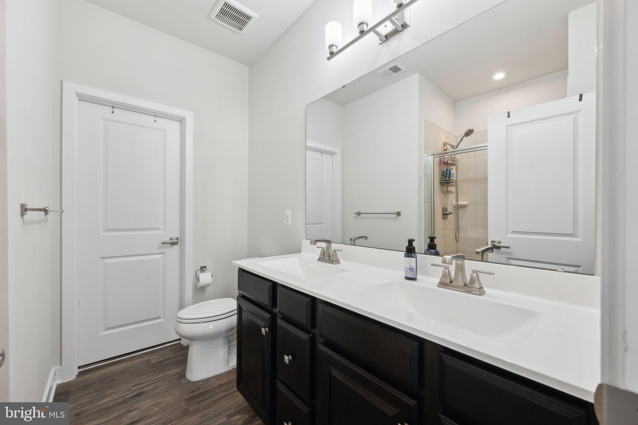 OLDHAM CROSSING - Residential