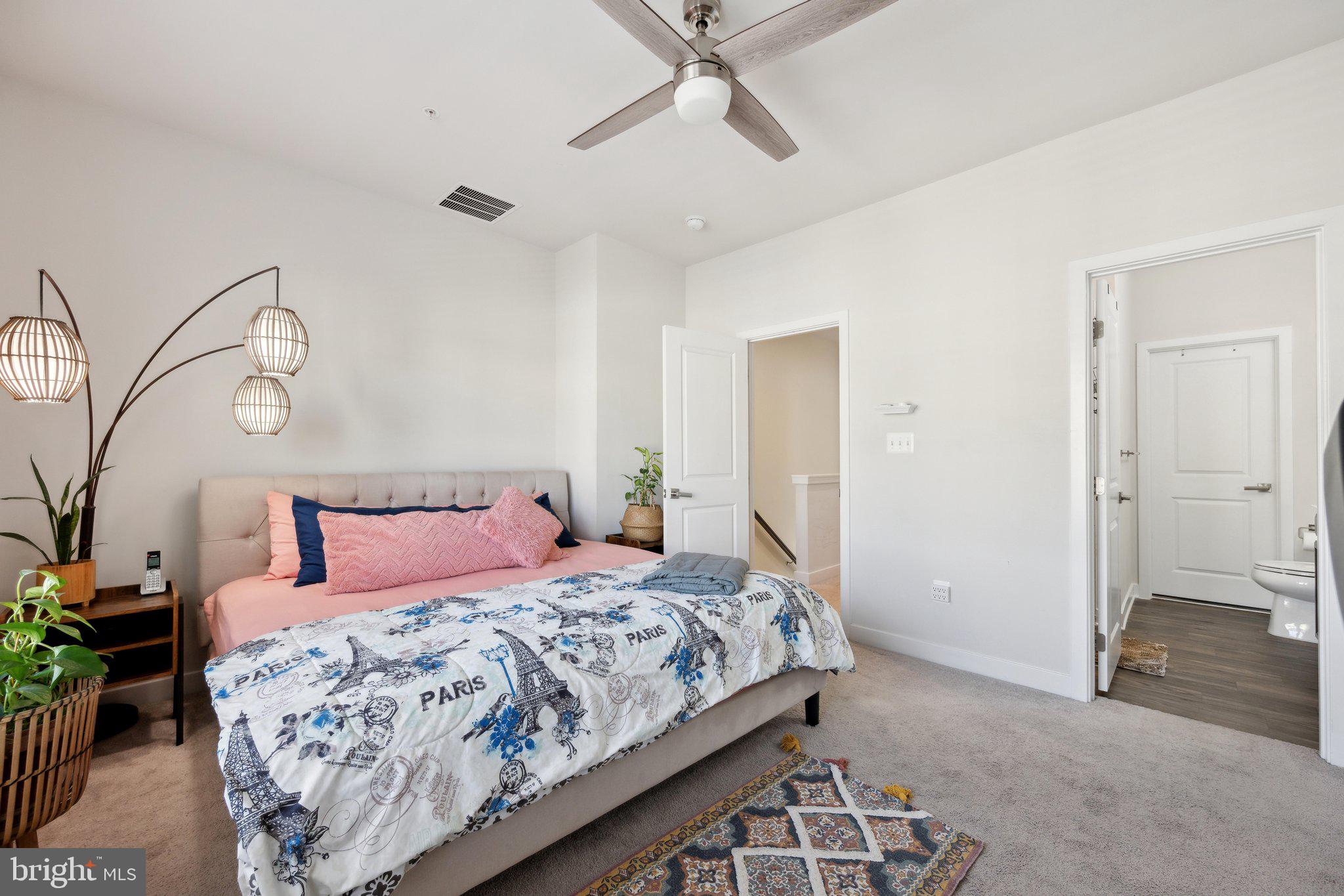 OLDHAM CROSSING - Residential