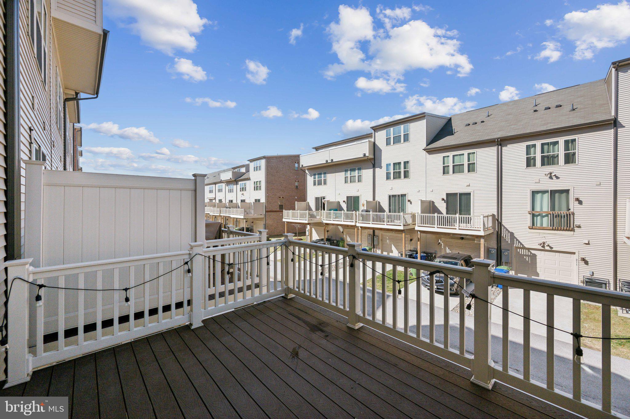 OLDHAM CROSSING - Residential