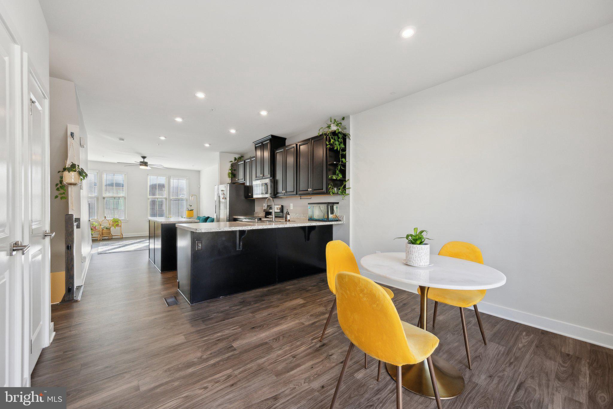 OLDHAM CROSSING - Residential