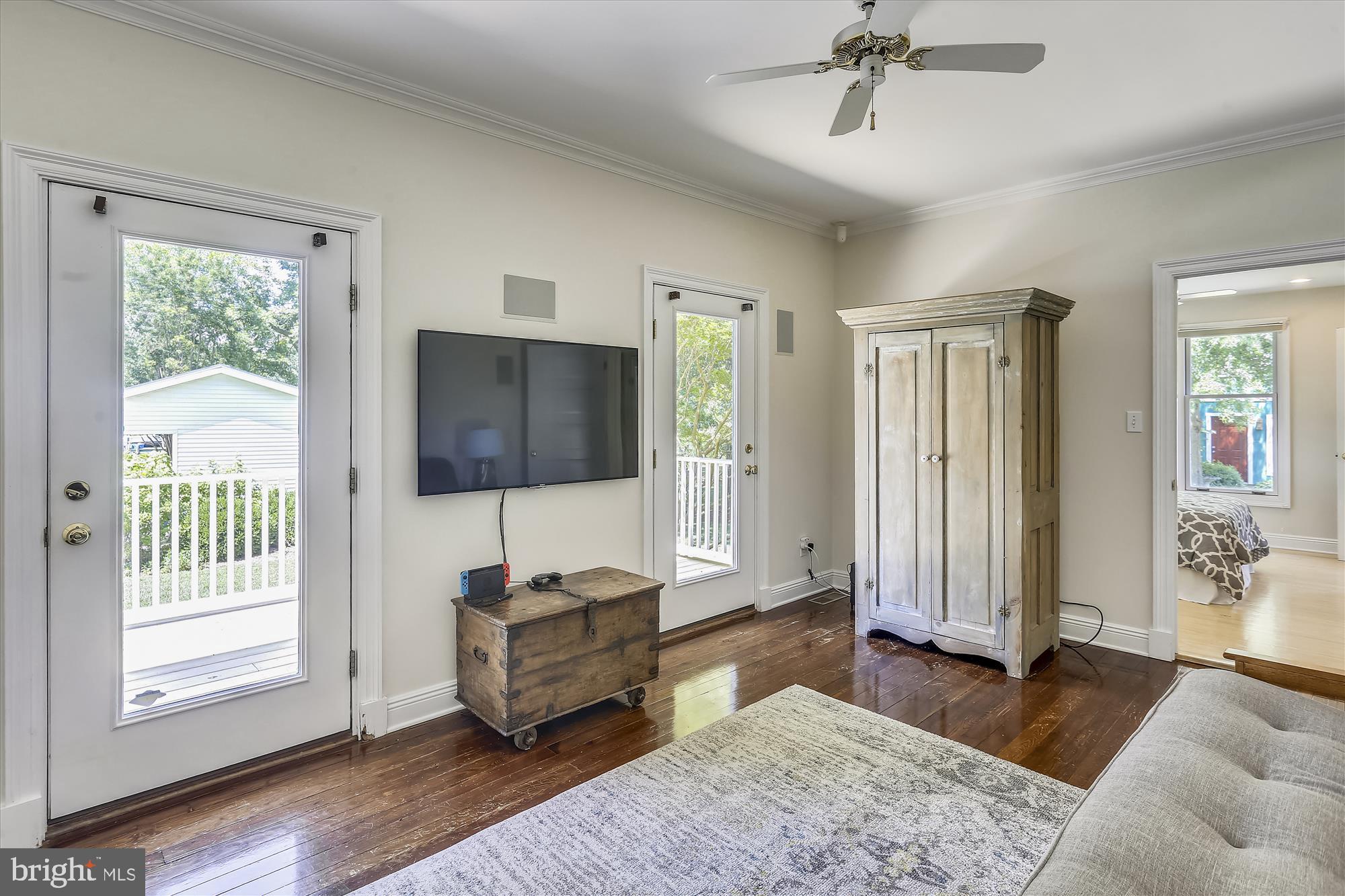 ROYAL OAK - Residential