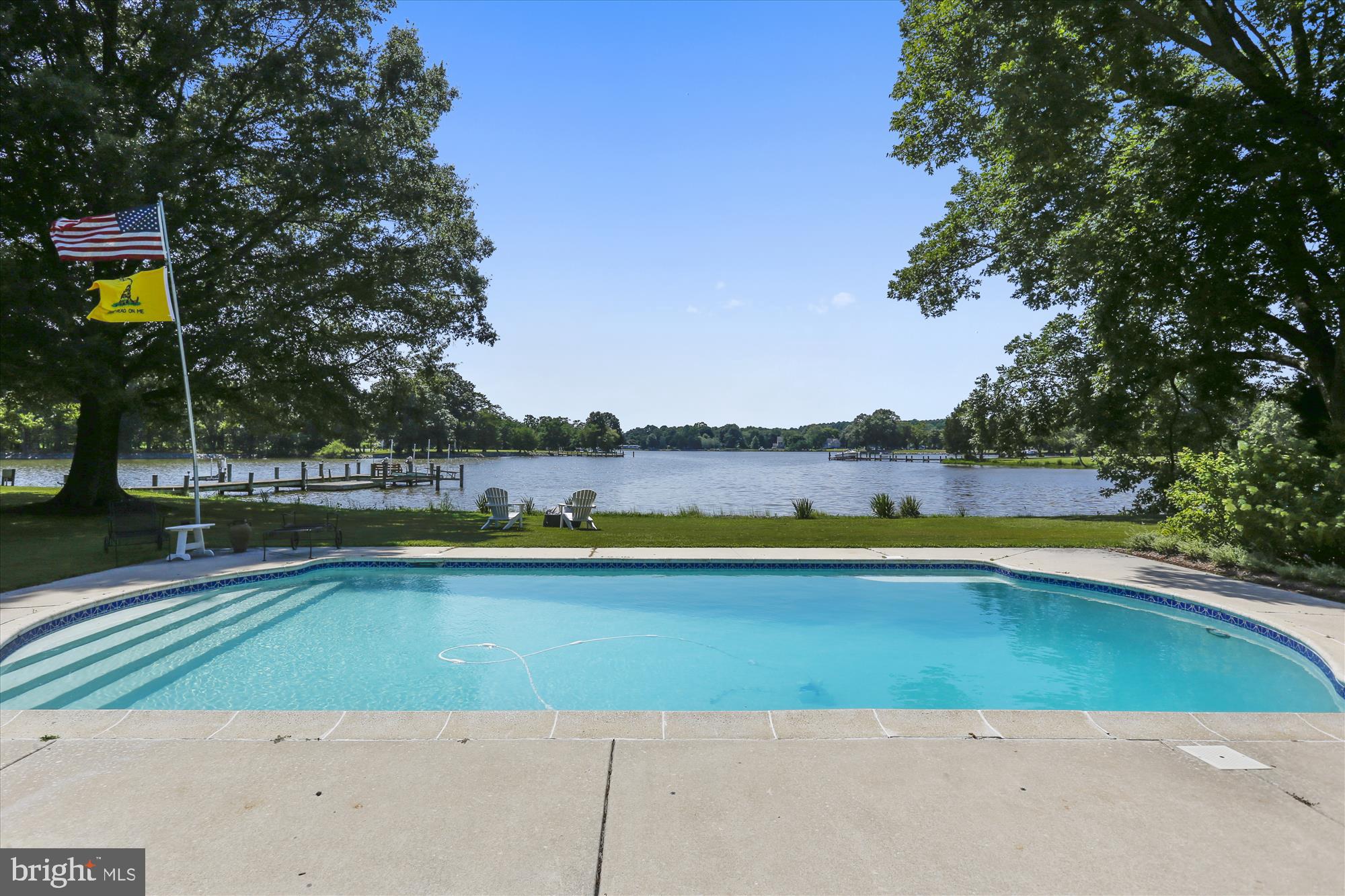 ROYAL OAK - Residential