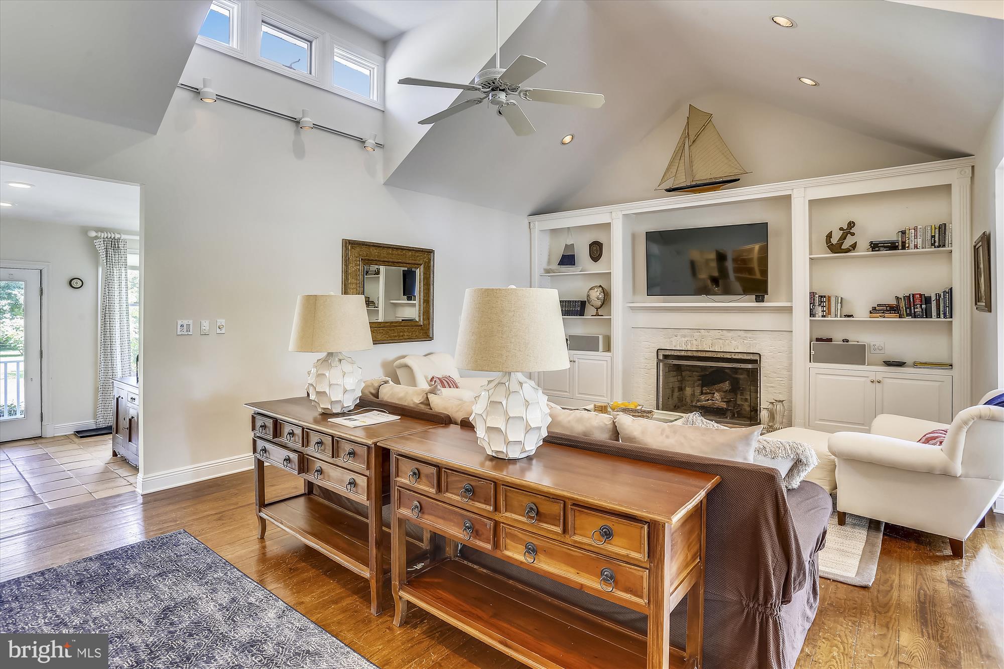 ROYAL OAK - Residential