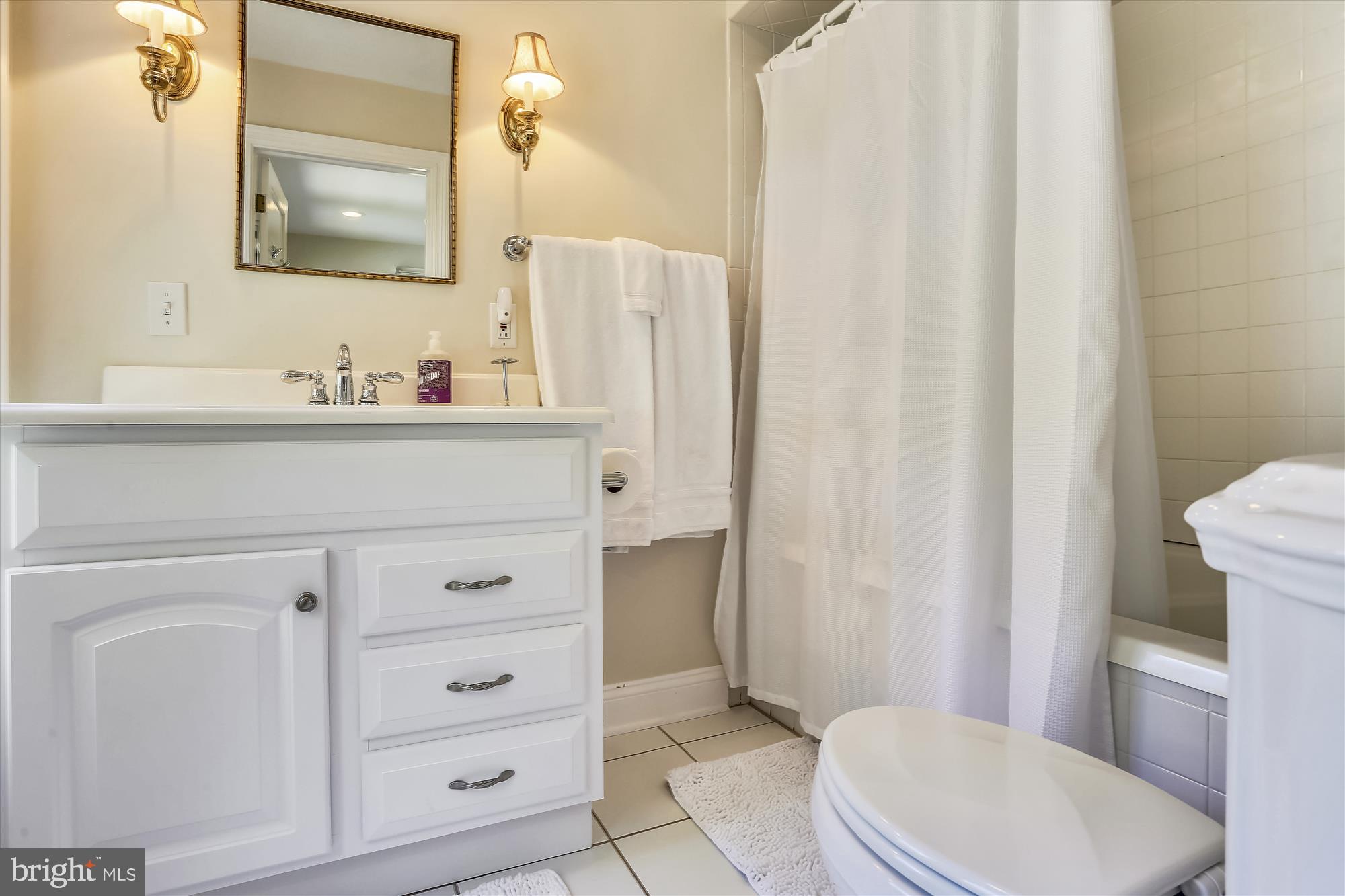 ROYAL OAK - Residential