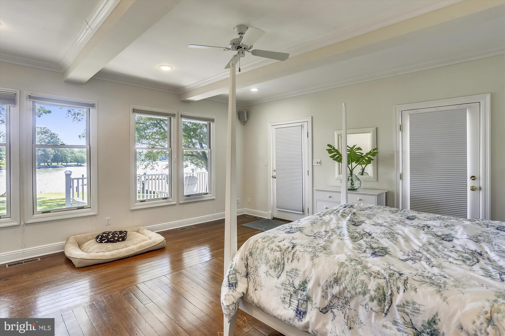 ROYAL OAK - Residential