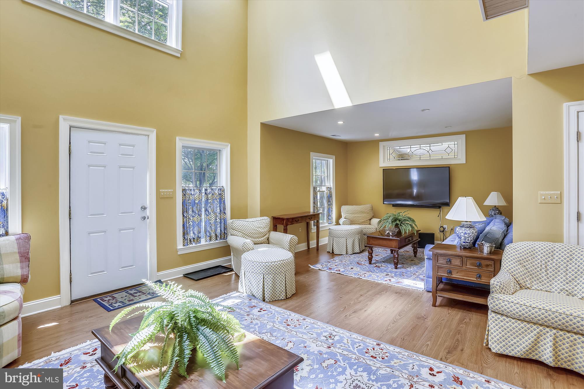 ROYAL OAK - Residential