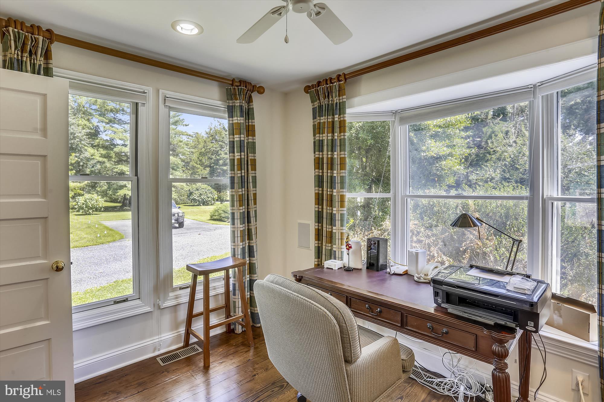 ROYAL OAK - Residential